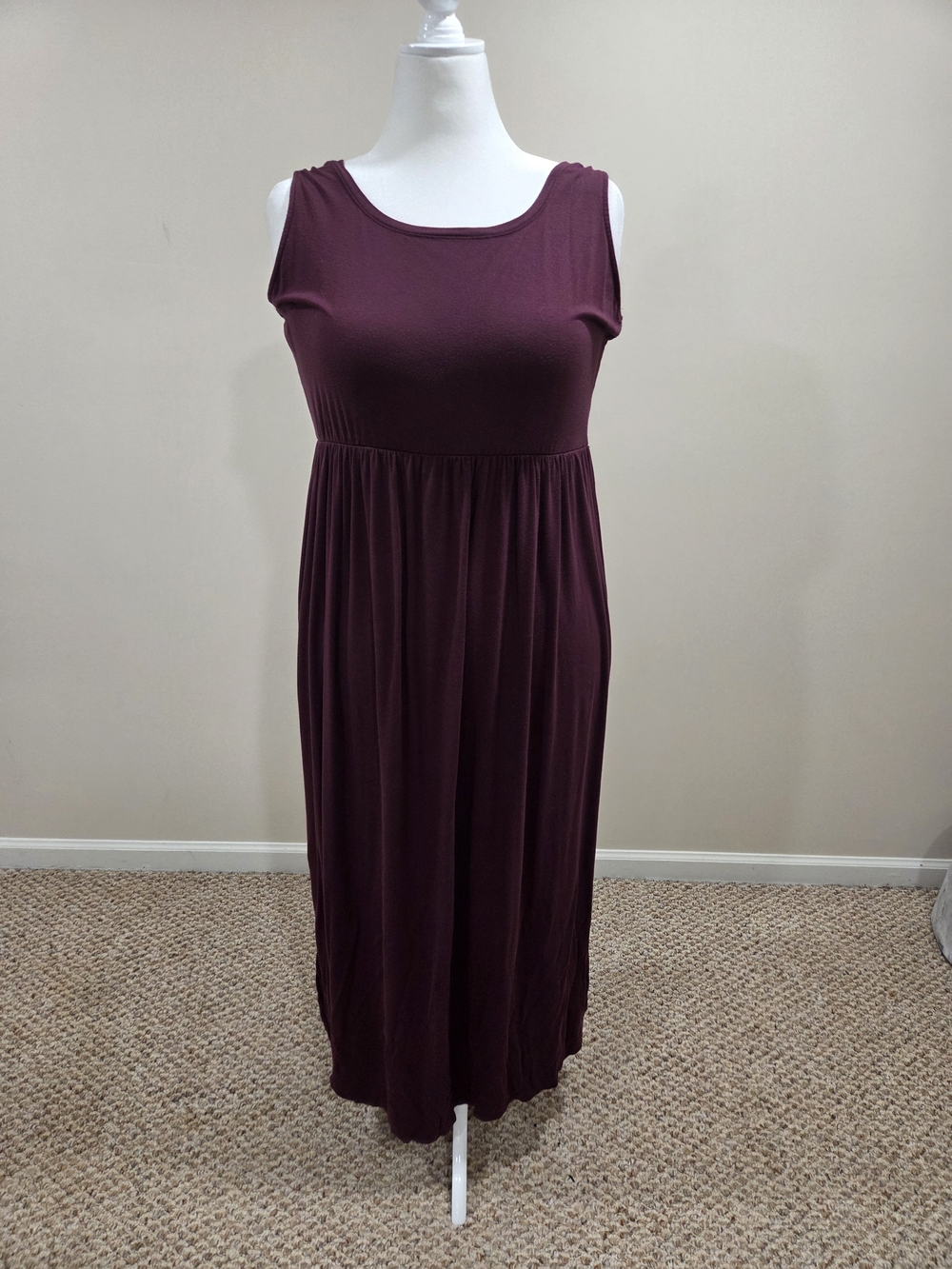 Set Of 3 Amazon Sleeveless Midi Dress in Burgandy, Berry And Grey.